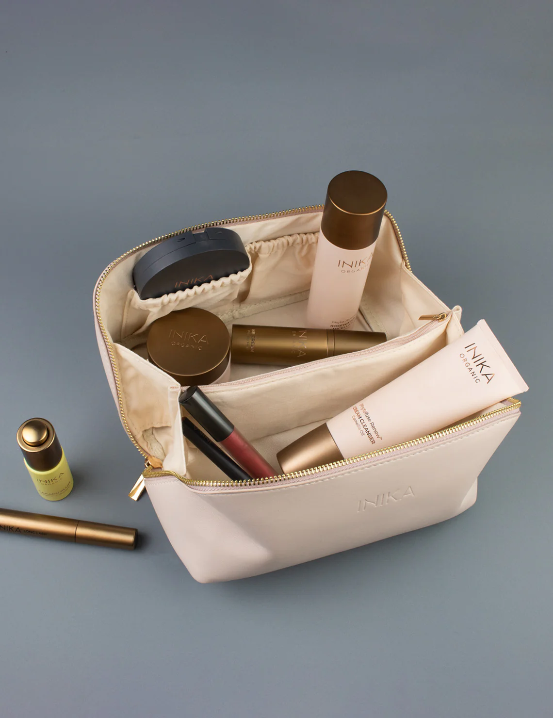 INIKA Organic Vegan Leather Travel Bag - Image 2
