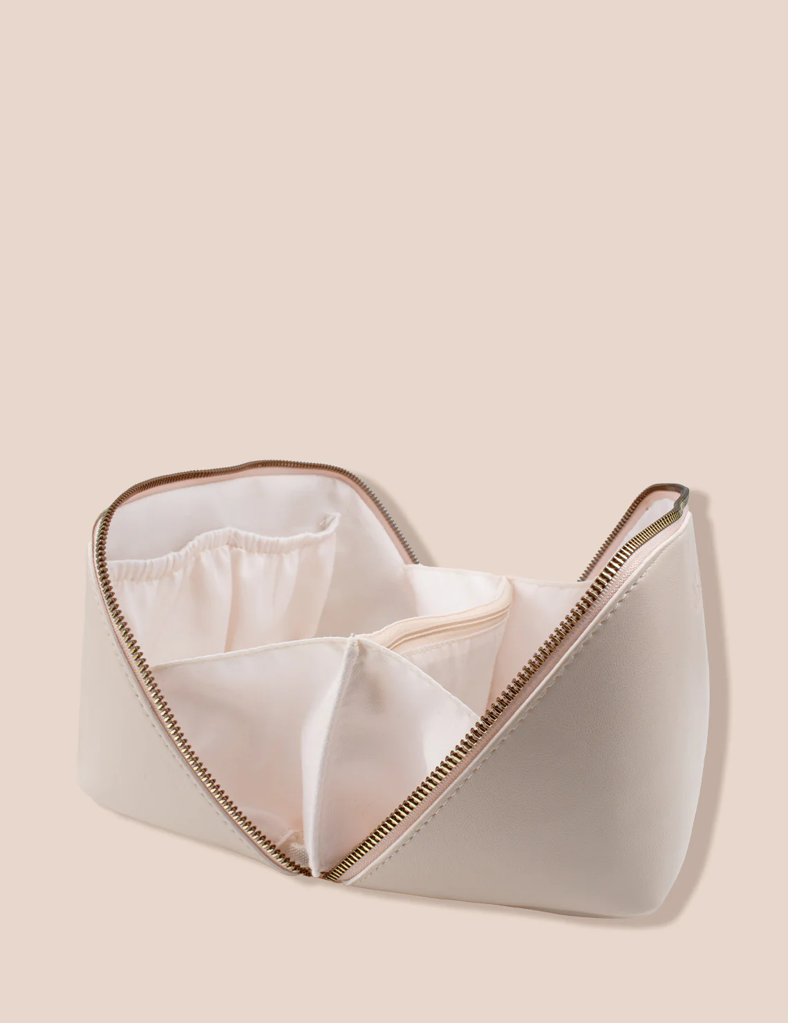 INIKA Organic Vegan Leather Travel Bag - Image 4